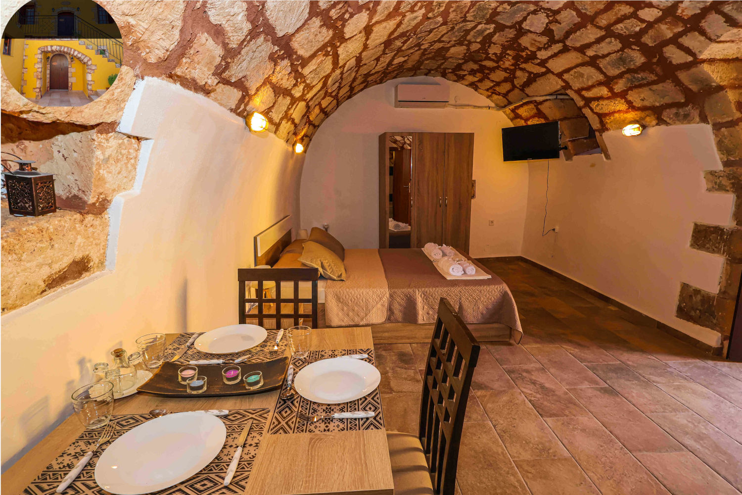Lower floor room 2